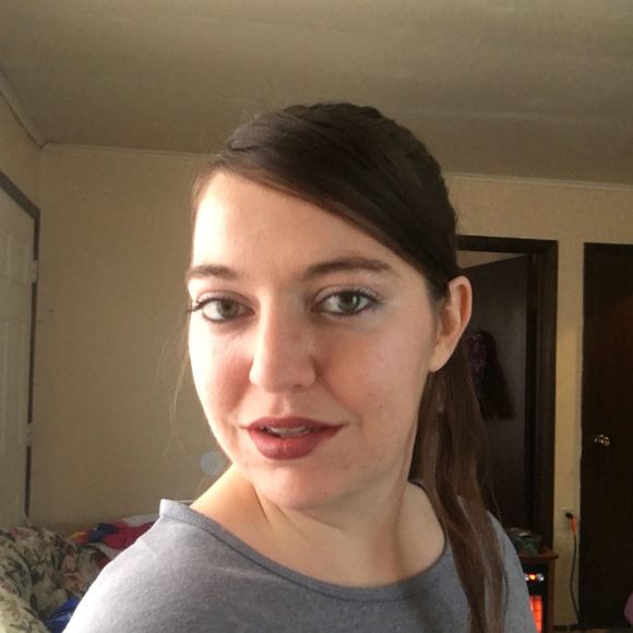 Meet your Posher, Annastassia - Picture 1 of 1